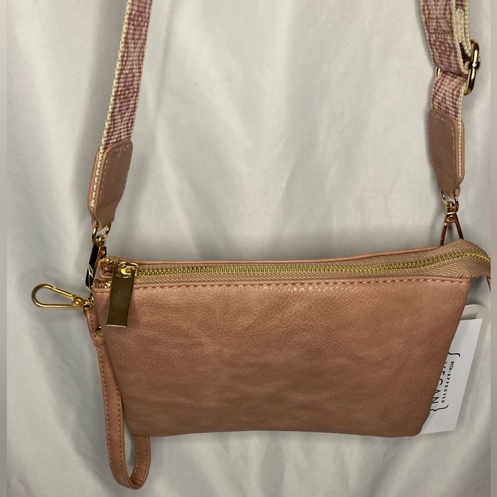 Vegan Leather Crossbody Bag light pink - Picture 3 of 11